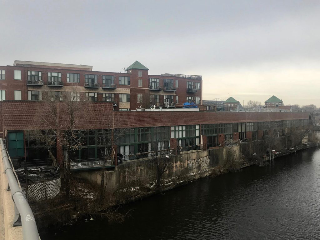 Parapet Repair – Grinding – Tuckpointing – Flashing Replacement – Waterproofing